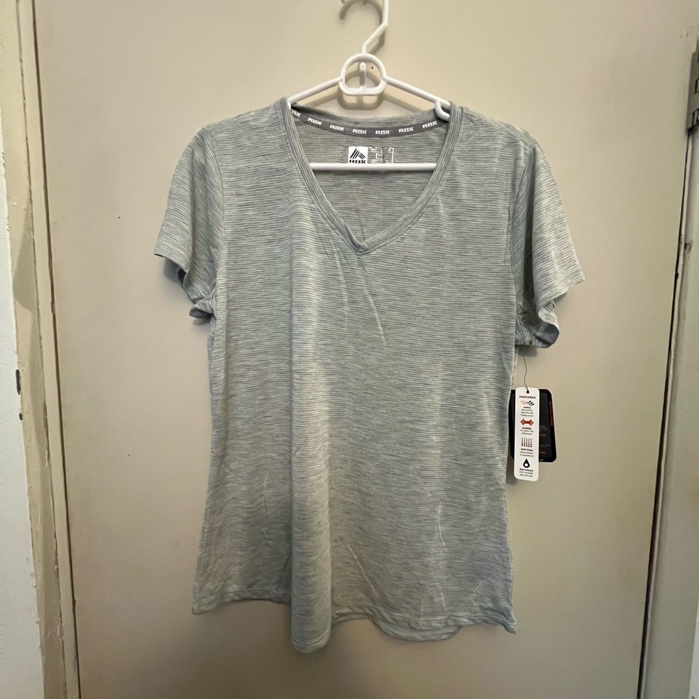 NWT RBX L Gray Athletic Top